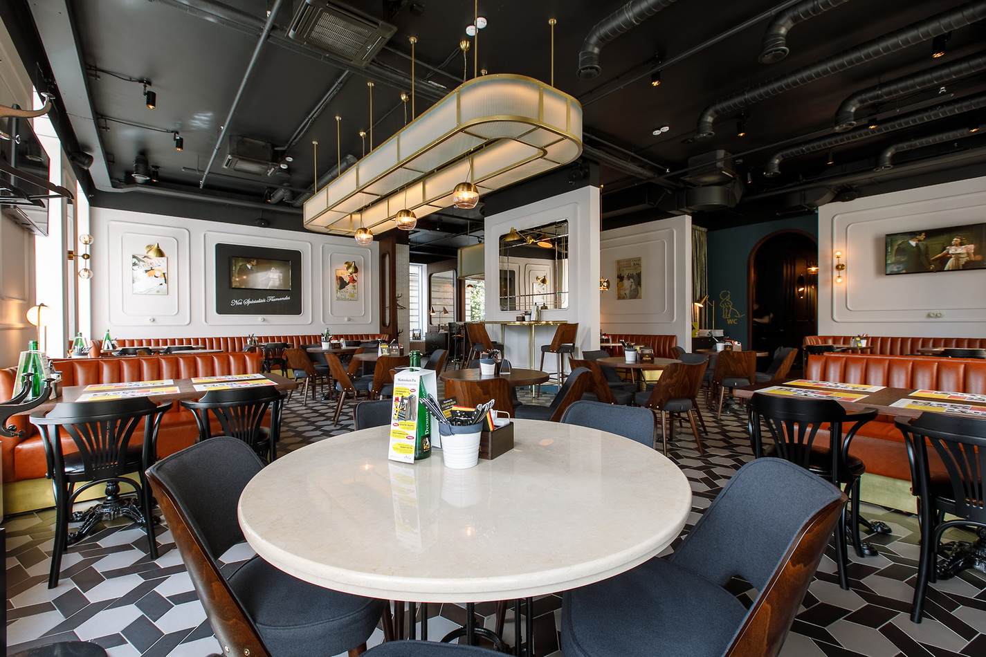 Manneken Pis на Московском 73